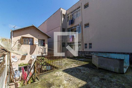 Casa à venda com 3 quartos, 360m² em São Geraldo, Porto Alegre