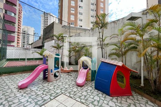 Área comum de apartamento à venda com 4 quartos, 132m² em Parque Imperial, São Paulo