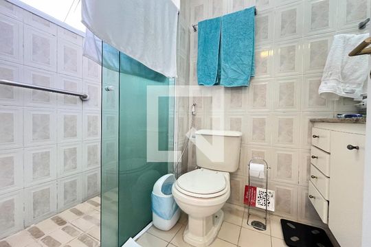 Banheiro da Suíte 1 de apartamento à venda com 4 quartos, 132m² em Parque Imperial, São Paulo