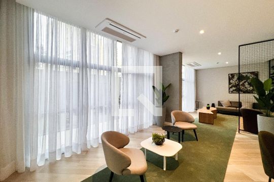 Área comum de kitnet/studio para alugar com 1 quarto, 30m² em Vila Nova Conceição, São Paulo