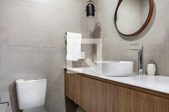 Apartamento à venda com 2 quartos, 75m² em São Sebastião, Porto Alegre