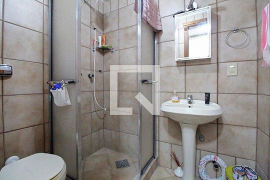 Casa à venda com 4 quartos, 381m² em Chácara das Pedras, Porto Alegre