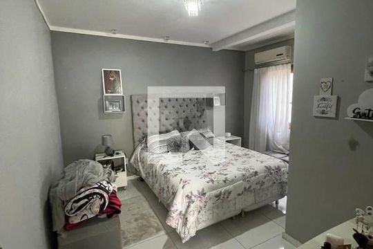 Casa à venda com 4 quartos, 120m² em Sarandi, Porto Alegre