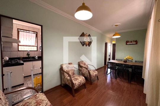 Sala de apartamento para alugar com 3 quartos, 70m² em Sagrada Família, Belo Horizonte