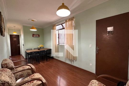 Apartamento para alugar com 3 quartos, 70m² em Sagrada Família, Belo Horizonte