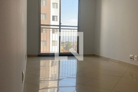 Apartamento à venda com 2 quartos, 72m² em Vila das Bandeiras, Guarulhos