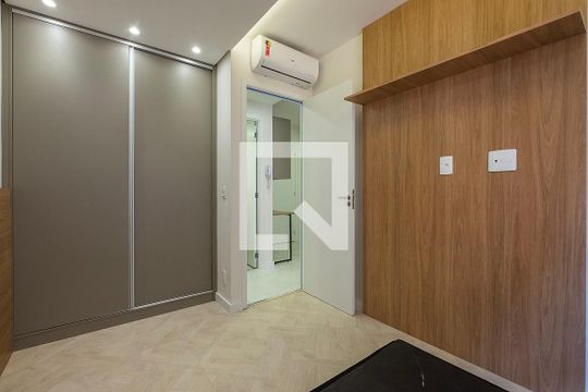 Suíte de apartamento para alugar com 1 quarto, 39m² em Pinheiros, São Paulo