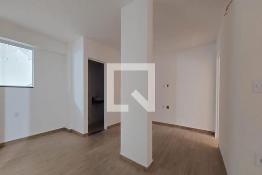 SALA de apartamento para alugar com 1 quarto, 50m² em Piedade, Rio de Janeiro