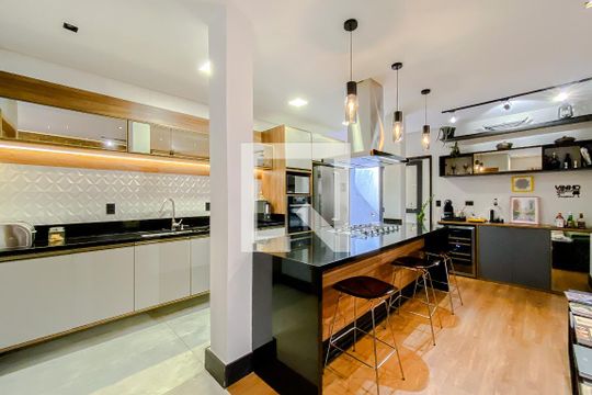 Cozinha de casa à venda com 3 quartos, 225m² em Alto da Mooca, São Paulo