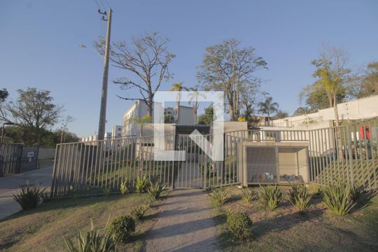 Fachada de apartamento para alugar com 2 quartos, 42m² em Morro Santana, Porto Alegre