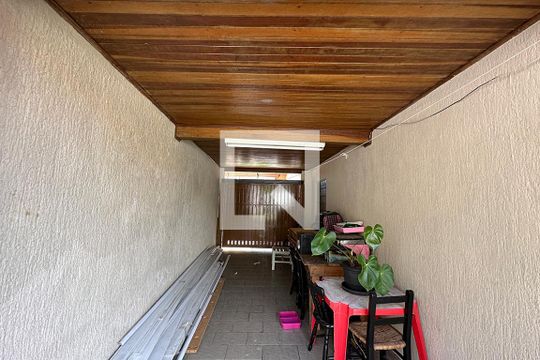 Garagem de casa para alugar com 2 quartos, 75m² em Campestre, São Leopoldo