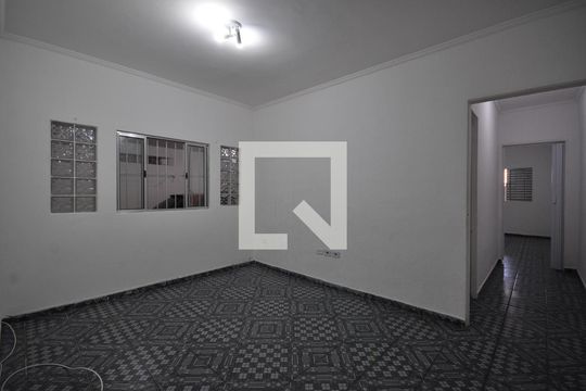 Casa à venda com 2 quartos, 120m² em Vila Paiva, São Paulo