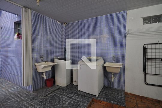 Área de Serviço de casa à venda com 2 quartos, 120m² em Vila Paiva, São Paulo