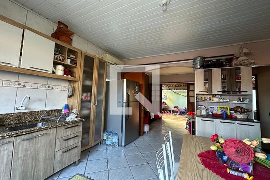 Cozinha de casa à venda com 4 quartos, 150m² em Mauá, Novo Hamburgo