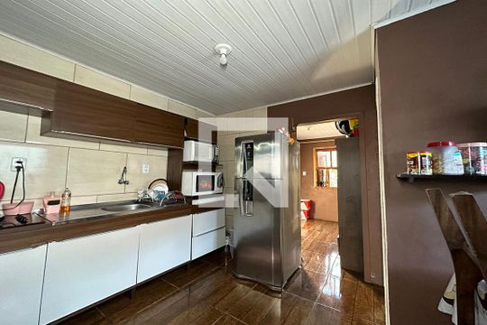 Cozinha 2 de casa à venda com 4 quartos, 150m² em Mauá, Novo Hamburgo