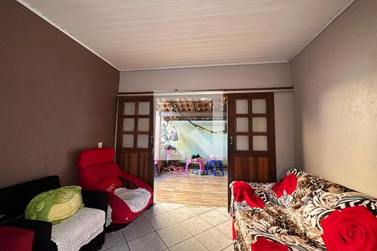 Sala de casa à venda com 4 quartos, 150m² em Mauá, Novo Hamburgo