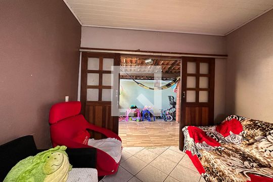 Sala de casa à venda com 4 quartos, 150m² em Mauá, Novo Hamburgo