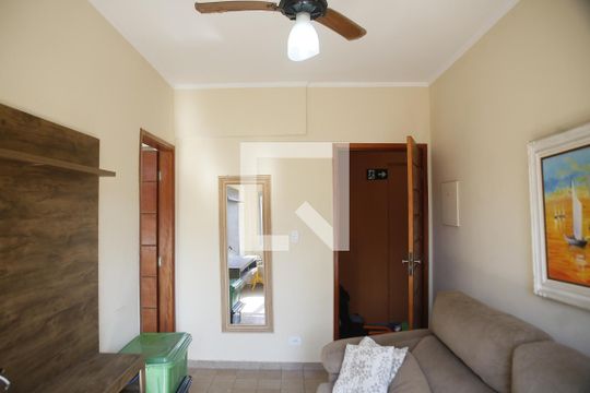 Sala de apartamento para alugar com 1 quarto, 59m² em Nova Mirim, Praia Grande