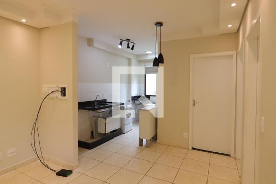 Sala de apartamento para alugar com 2 quartos, 49m² em Parque Residencial Lagoinha, Ribeirão Preto