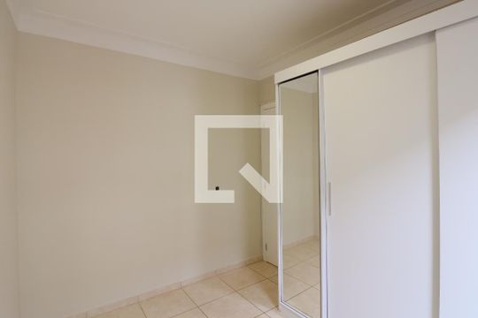Quarto 1 de apartamento para alugar com 2 quartos, 49m² em Parque Residencial Lagoinha, Ribeirão Preto