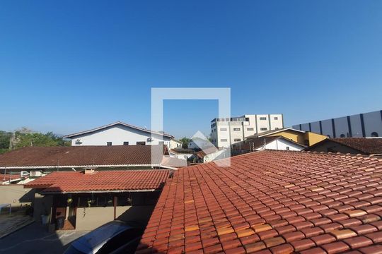 Varanda - vista de casa de condomínio para alugar com 2 quartos, 93m² em Jardim Helena Maria, Guarujá