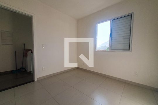 Suíte 1 de casa de condomínio para alugar com 2 quartos, 93m² em Jardim Helena Maria, Guarujá