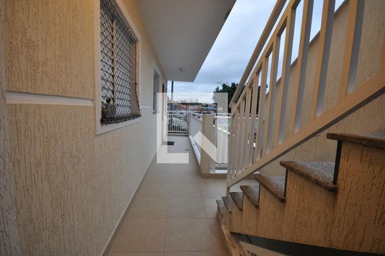 Corredor de casa de condomínio à venda com 2 quartos, 48m² em Vila Germinal, São Paulo