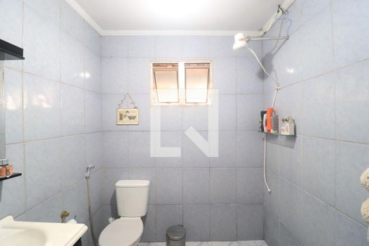 Banheiro de casa à venda com 3 quartos, 200m² em Vila Industrial (campinas), Campinas