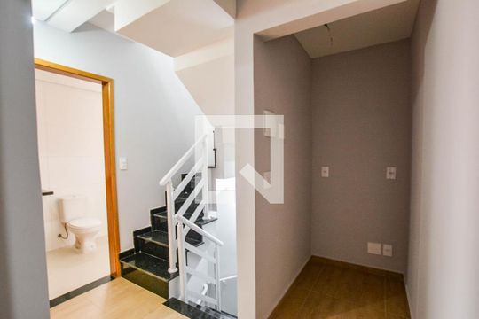 Escada de casa à venda com 2 quartos, 85m² em Vila Marina, Santo André