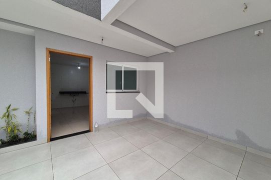Garagem de casa à venda com 2 quartos, 85m² em Vila Marina, Santo André