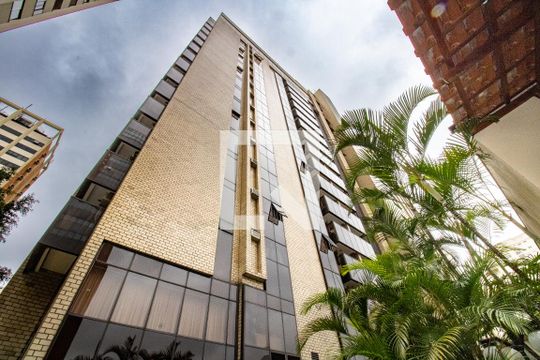 Fachada interna de kitnet/studio à venda com 1 quarto, 37m² em Indianópolis, São Paulo