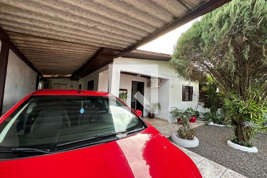 Garagem de casa à venda com 3 quartos, 150m² em Campina, São Leopoldo