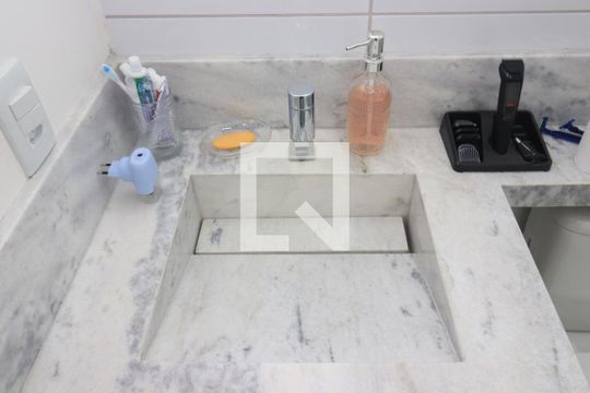 Banheiro de apartamento à venda com 2 quartos, 42m² em Jardim América da Penha, São Paulo