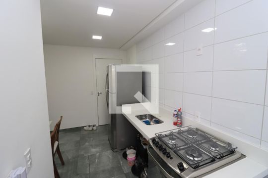 Cozinha e Área de Serviço de apartamento à venda com 2 quartos, 42m² em Jardim América da Penha, São Paulo