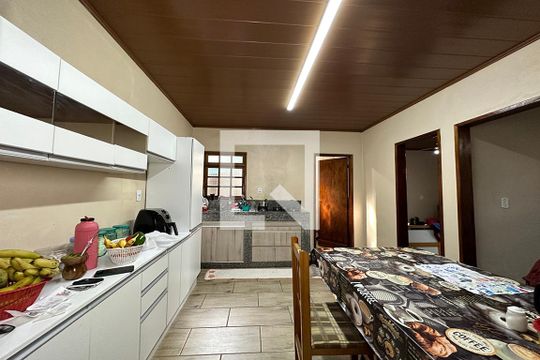 Cozinha de casa à venda com 3 quartos, 115m² em Campina, São Leopoldo