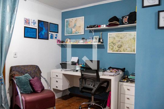 Quarto 1 de casa à venda com 4 quartos, 220m² em Vila Camilópolis, Santo André