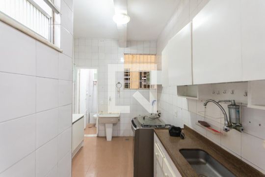 Cozinha de apartamento para alugar com 2 quartos, 65m² em Maracanã, Rio de Janeiro