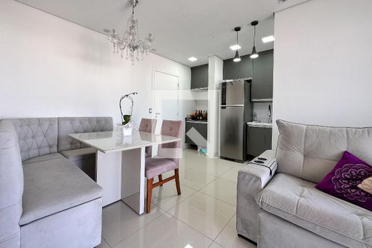 Sala de apartamento para alugar com 2 quartos, 51m² em Água Branca, São Paulo