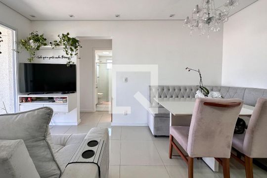 Sala de apartamento para alugar com 2 quartos, 51m² em Água Branca, São Paulo