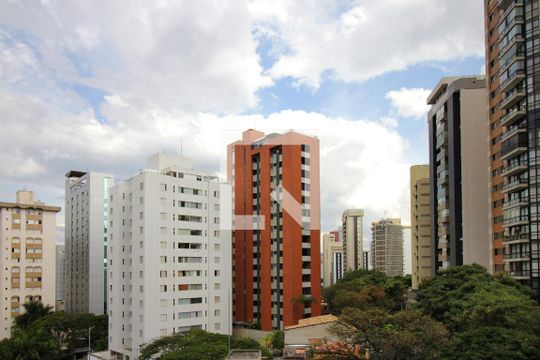Vista do Quarto 2 de apartamento à venda com 3 quartos, 105m² em Lourdes, Belo Horizonte