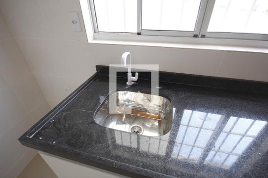 Cozinha de apartamento para alugar com 1 quarto, 60m² em Ipiranga, São Paulo