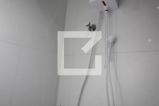 Banheiro de apartamento para alugar com 1 quarto, 36m² em Vila Regente Feijó, São Paulo