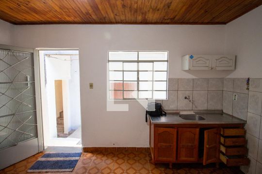 Cozinha  de casa à venda com 2 quartos, 39m² em Vila Verde, São Paulo