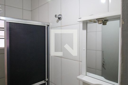 Banheiro de casa à venda com 2 quartos, 39m² em Vila Verde, São Paulo