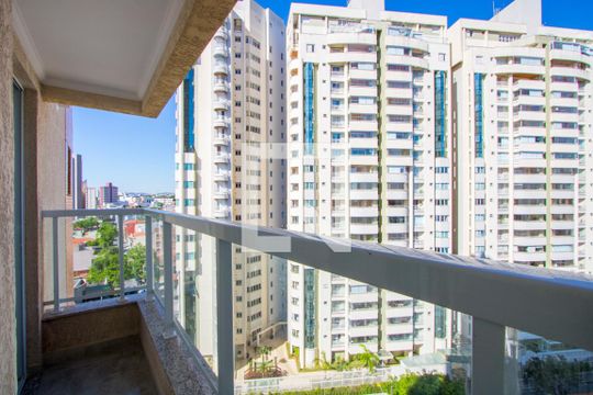 Varanda da sala de apartamento para alugar com 2 quartos, 59m² em Casa Branca, Santo André