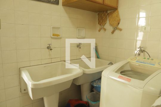 Área de Serviço de casa à venda com 3 quartos, 190m² em Indianópolis, São Paulo