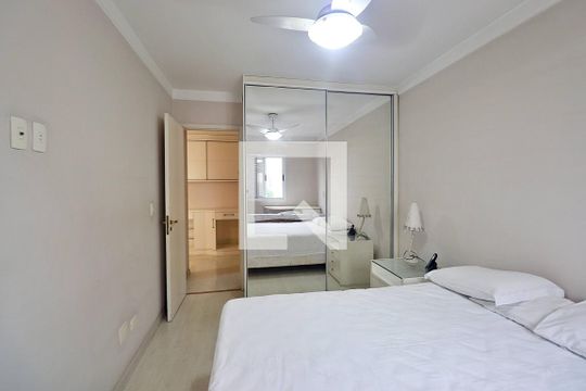 Quarto de apartamento para alugar com 1 quarto, 55m² em Jardim, Santo André
