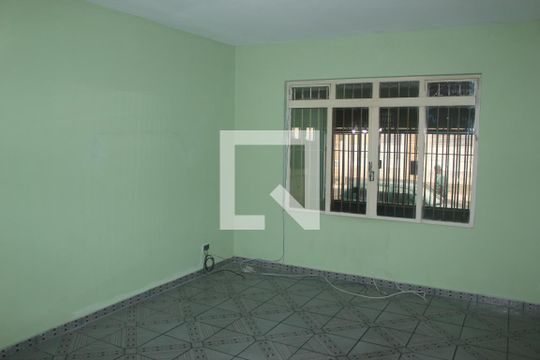 Casa à venda com 4 quartos, 150m² em Jardim Sabara, São Paulo