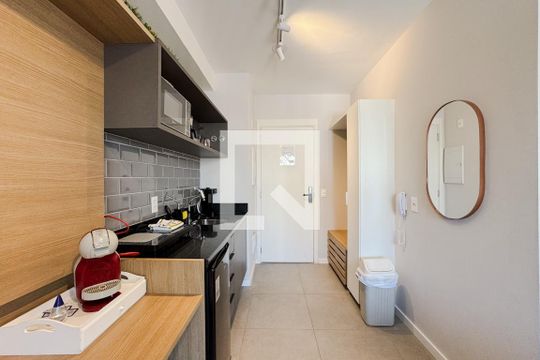 Studio de kitnet/studio para alugar com 1 quarto, 24m² em Jardim Paulistano, São Paulo