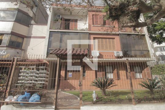 Fachada de apartamento à venda com 2 quartos, 73m² em São João, Porto Alegre